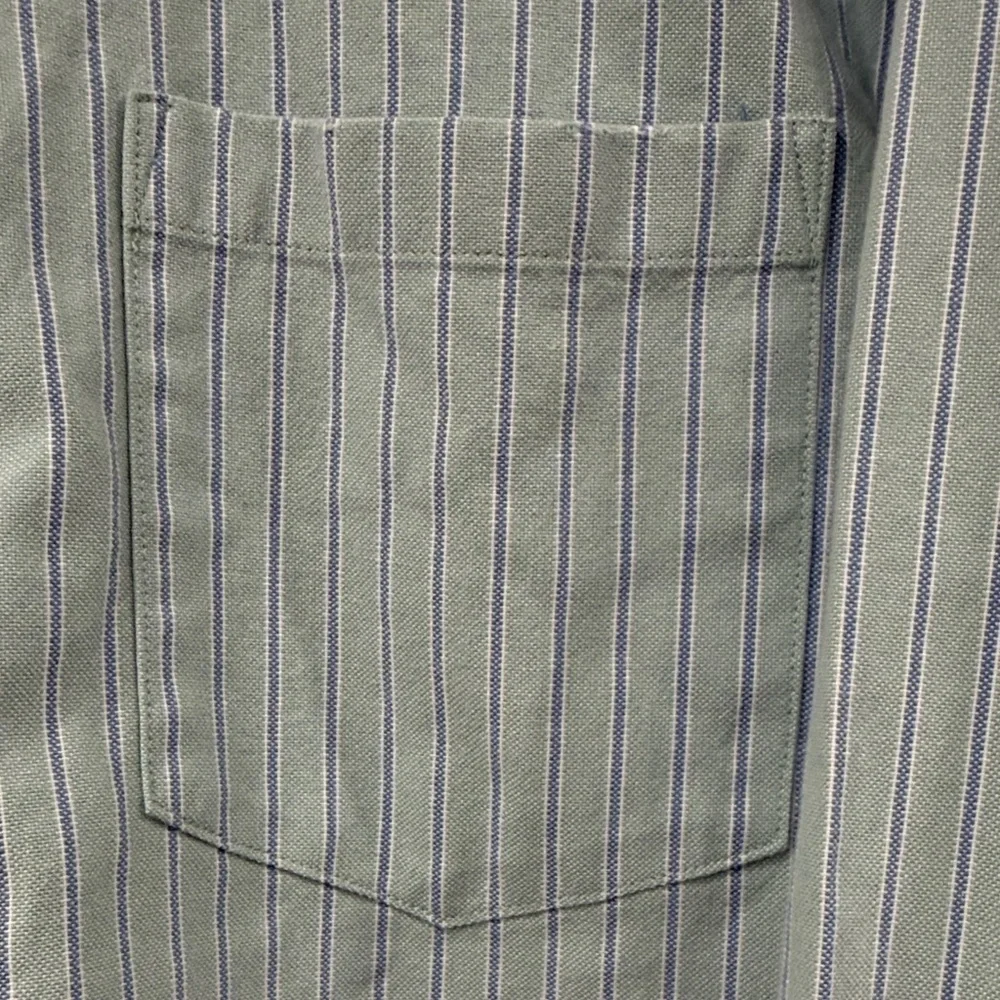 EUC J. Crew Men's Light Blue Button Down Oxford Shirt